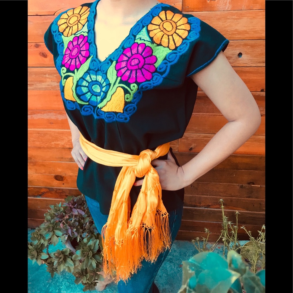 🌹💐 Authentic Mexican Silk Sash/ Shawl 💐🌹